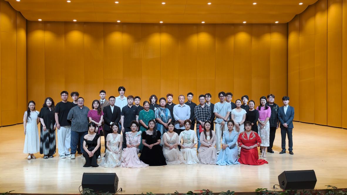 音绽风采·艺结硕果——郑州工商学院第八届  声器乐大赛颁奖暨教学成果汇报音乐会圆满落幕